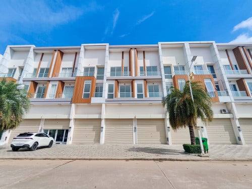 ផ្ទះអាជីវកម្ម (2ល្វែង) សម្រាប់ជួល!!