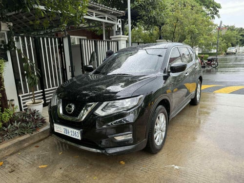 ឡានលក់ Nissan X-Trail 2019