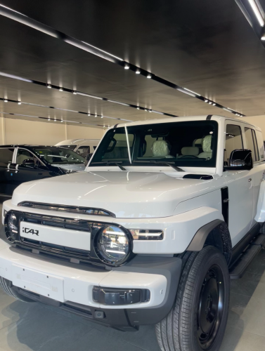 រថយន្ត off-road model icar