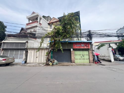 ផ្ទះអាជីវកម្មសម្រាប់ជួល នៅទួលទំពូង | Shophouse for rent in Toul Tompong