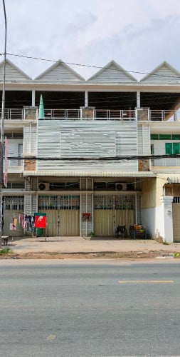 🏠 ផ្ទះ2ល្វែងជួលនៅក្រុងតាខ្មៅ/ 2 Flat house for Rent in Takhmao town