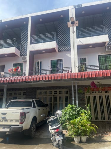 លក់ផ្ទះបន្ទាន់ (Urgent House selling)