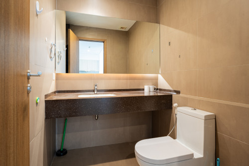 1 Bedroom For Rent At Embssy Residece in Tonle Bassac Area