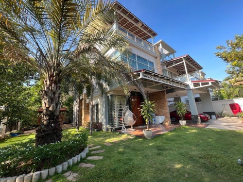 6 Bedrooms For Rent At Peng Hout Beoung Snor