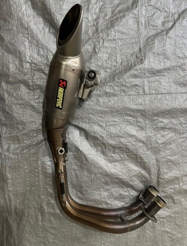 Akrapovic Exhaust Yamaha R7 / Yamaha MT07
