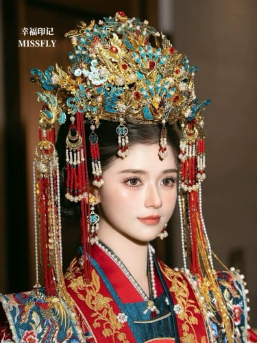 Chinese Phoenix Coronet