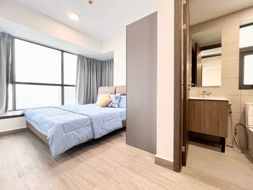 Condo Urban Village phase2 for Rent