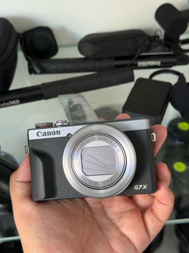 G7XIII Silver $1XXX Used