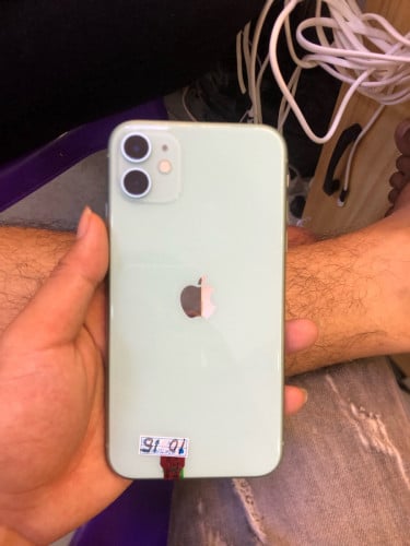 iPhone 11 128G ដូរអេក្រង់ដូរថ្ម