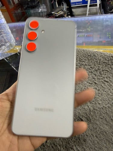 Samsung S24FE Ram8G Memory256G 97% ក្រុមហ៊ុនសុីមពីរ មានឆ្នាំងសាក