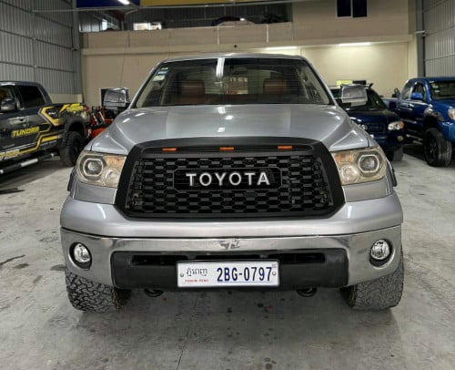 Toyota Tundra 2008 ប៉ុង2 មួយបាំងកន្លះ បំពាក់ហ្គាស់រួចរាល់