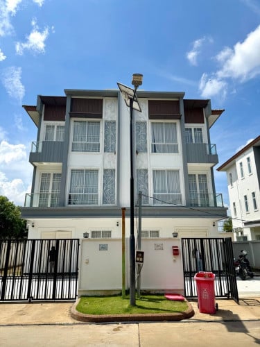 Twin village at the Borey the flora 6A