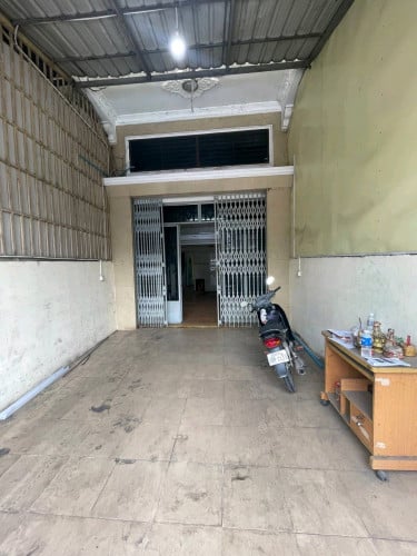 លក់បន្ទាន់ក្រោមទីផ្សារ