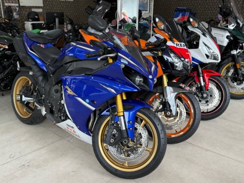 ម៉ូតូ​ក្រដាស់ពន្ធ​ មកដល់ថ្មី