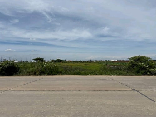 ដីលក់(20x112)លើផ្លូវបេតុងឃ្មួញ