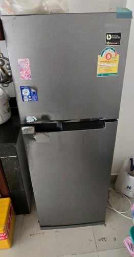 នៅថ្មីមិនដែលខូច