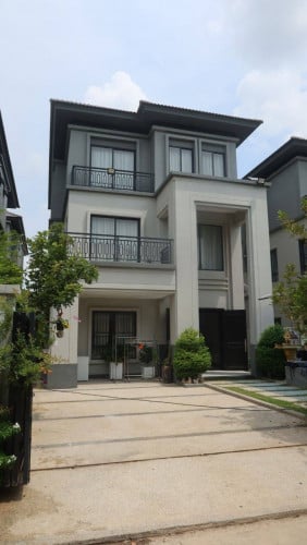 ផ្ទះលក់នៅបុរី ជីបម៉ុង 60ម៉ែត្រ តំលៃពិសេស