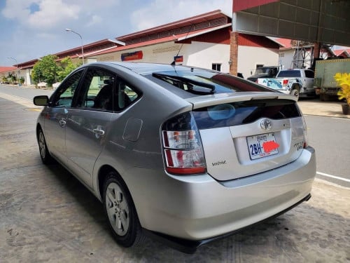 ឡានជួល car rental