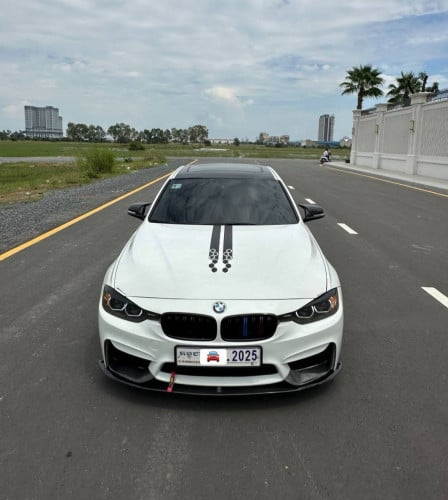 🚘ស្តុកថ្មីចូលទៀតហើយ BMW 3 series 2012 បែប performance ❤️❤️❤️
