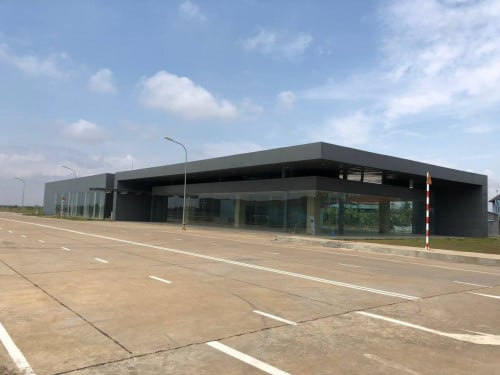 Commercial For Rent Near KTI International Airport