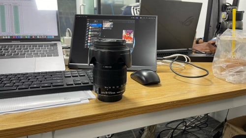 Len Canon EF 18-135 iS 155$