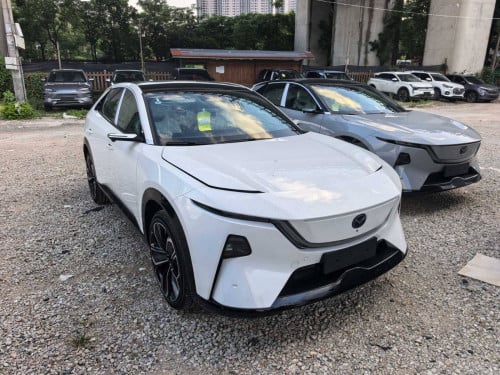 Mazda Ez60 មកដល់ហេីយបងៗ 600km EV