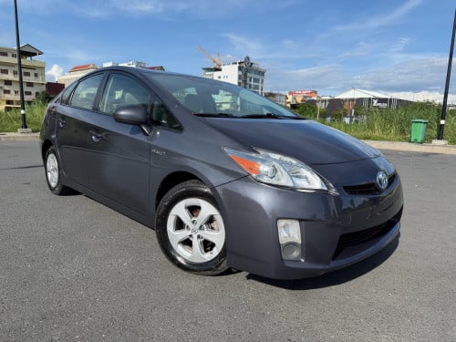Prius 2011 Option 3 JBL អេក្រង់ធំ ក្រដាសពន្ធថ្មី ធានាឡានម៉ូល