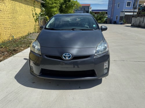 Prius 2011 Option3​ មកពីរដ្ឋ​ California ឡាន​ស្អាត​ អត់​បុក​ អត់​ច្រេះ​
