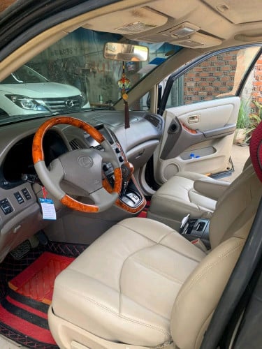 Rx300ហ្គាសហើយឡាននៅស្អាត