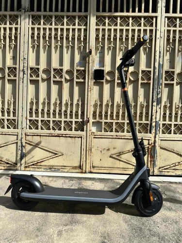 Scooter ninebot E2