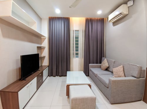 Serviced Apartment with swimming pool near Boeng Trabek High School