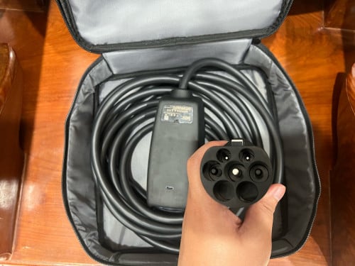 Tesla mobile charger