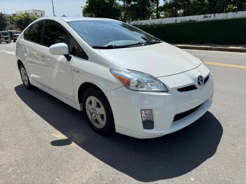 Toyota Prius 2010 សរ ក្នុងប្រផេះ