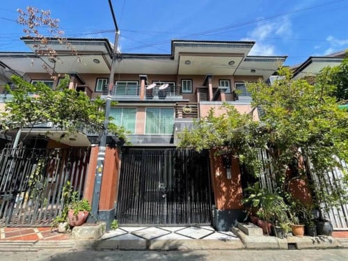 Villa for rent at Teuk Thla