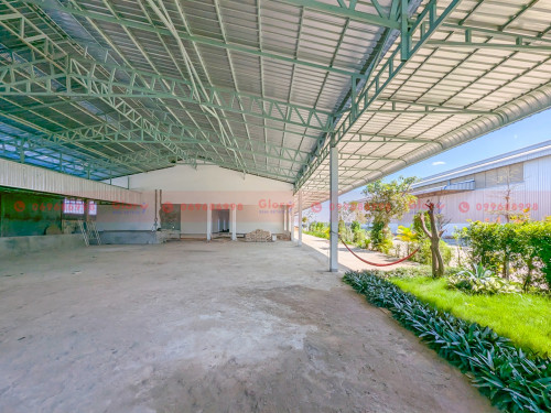 Warehouse For Lease – Ideal For Restaurant, Retail, Or Showroom