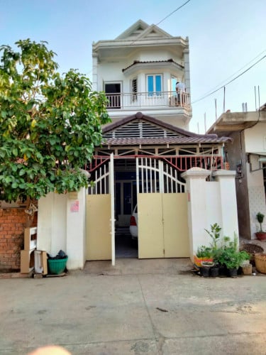 ផ្ទះលក់ជិតព្រលានភ្នំពេញ