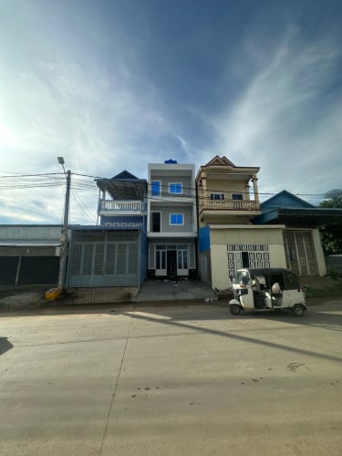 មានផ្ទះជួលសំរាប់បើកក្រុមហ៊ុនឬស្ថាប័នខ្នាតមធ្យម