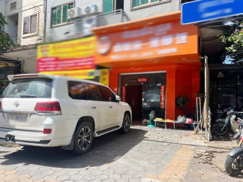 ហាង (E0) សម្រាប់ជួល នៅជិតសារមន្ទីរទួលស្លែង