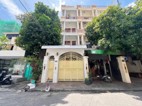 ផ្ទះអាជីវកម្ម(E0) សម្រាប់ជួលនៅជិតផ្សារទួលទំពូង | Shophouse (E0) for rent near Toul Tompoung Market