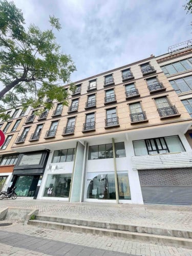 ផ្ទះអាជីវកម្មពីរល្វែងទម្ទុះចូល​គ្នា ​(One Park) សម្រាប់ជួល នៅបឹងកក់