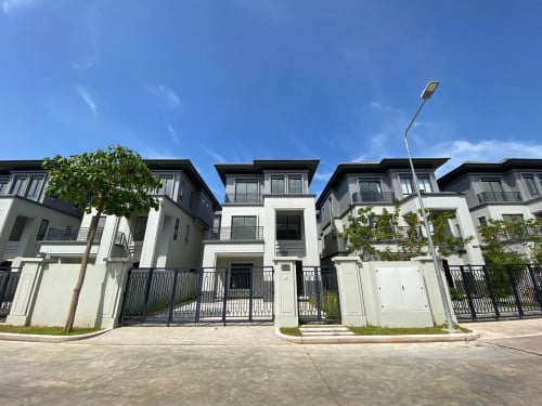 💥Queen Villa BII for rent Borey Chip Mong 6A