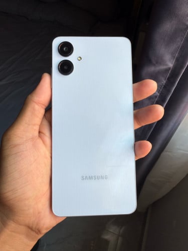 A06 សានុំ ស្អាត99% សុីម២ 60$