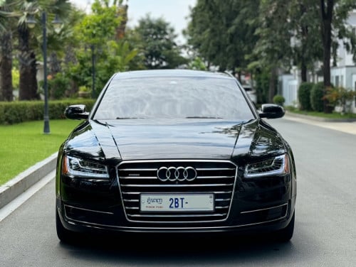 AUDI A8Full 2015