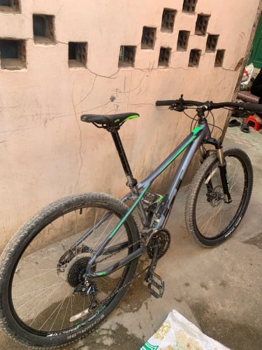 GT avalanche elit 27.5​