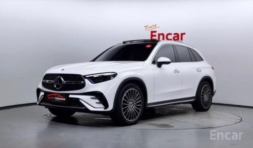 Mercedes GLC300 4Matic AMG Line 2023