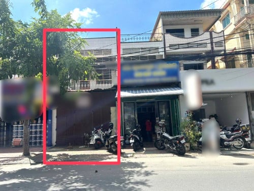 Shophouse for Rent | Toul Tompung – Prime Location