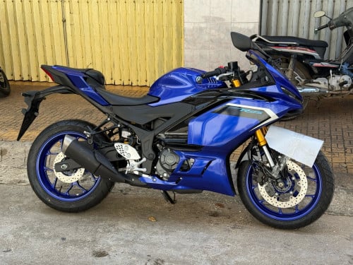 Yamaha R15 2025 Brand New Full Tax 4250$