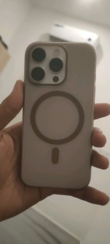 ប្រញាប់លុយ ទូរស័ព្ទទើបទិញ