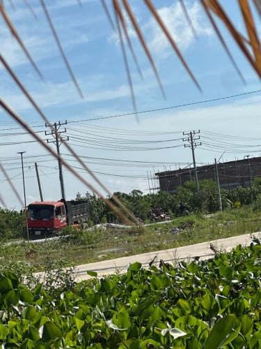 ដីម្រាប់លក់