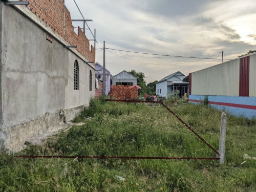 ដីលំនៅដ្ឋានលក់